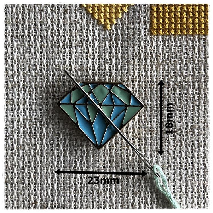 Magnetic Needle Minder Diamond